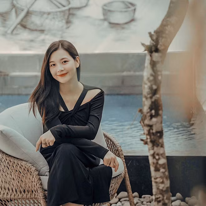 Hanh trinh “vuot can” day am anh cua “hot girl dan toc” khi mac COVID-19-Hinh-8