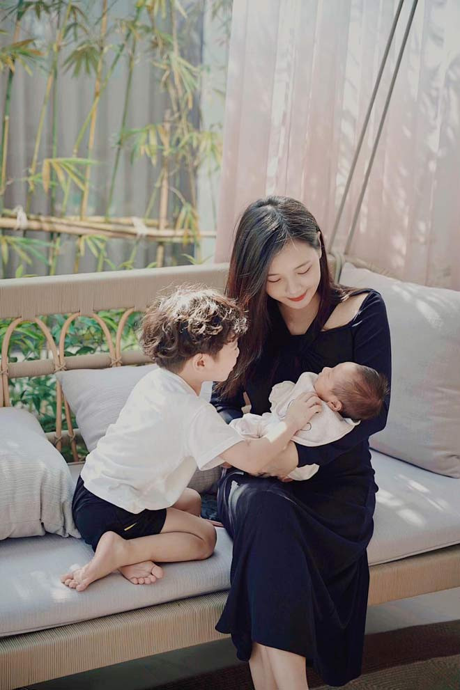 Hanh trinh “vuot can” day am anh cua “hot girl dan toc” khi mac COVID-19-Hinh-2