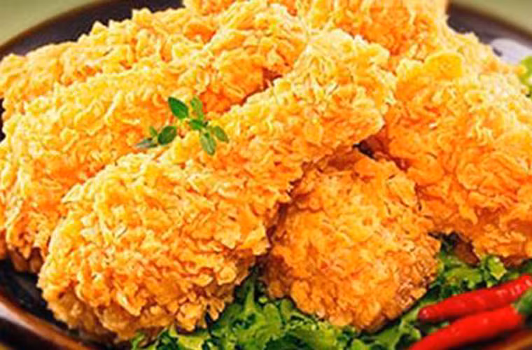 Các món ăn chiên rán. Nhóm thực phẩm này thường chứa dư lượng lớn dầu mỡ nên lượng calo cũng rất cao.