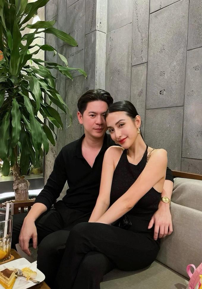 ới đây, Mai Hồ hài hước chia sẻ về chồng: "Sự thật thì chồng mình đâu có biết ghen là gì đâu… nhưng nếu được cho phép thì chắc cũng đồng ý xăm nguyên cái hình mặt mình lên lưng vợ" (Ảnh: Facebook nhân vật).