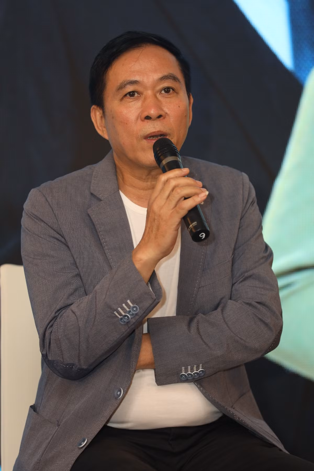 NSUT Do Ky tiet lo: Ngai dong cap voi ba xa, NSND Lan Huong-Hinh-2