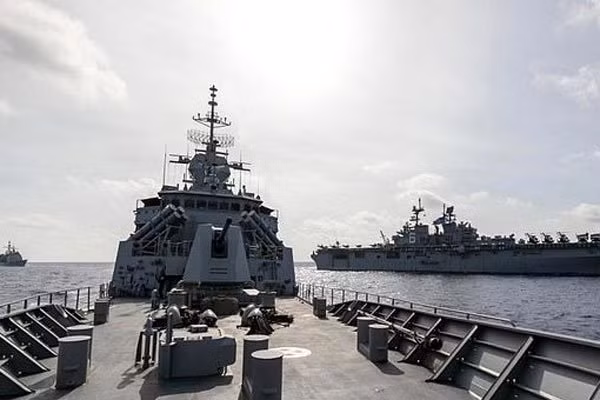 Australia tuyen bo cac yeu sach Bien Dong cua Trung Quoc la 'bat hop phap'