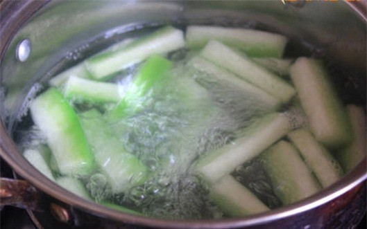 3 mon an don gian xoa tan cam cum do nhiet am cuc hieu qua-Hinh-4