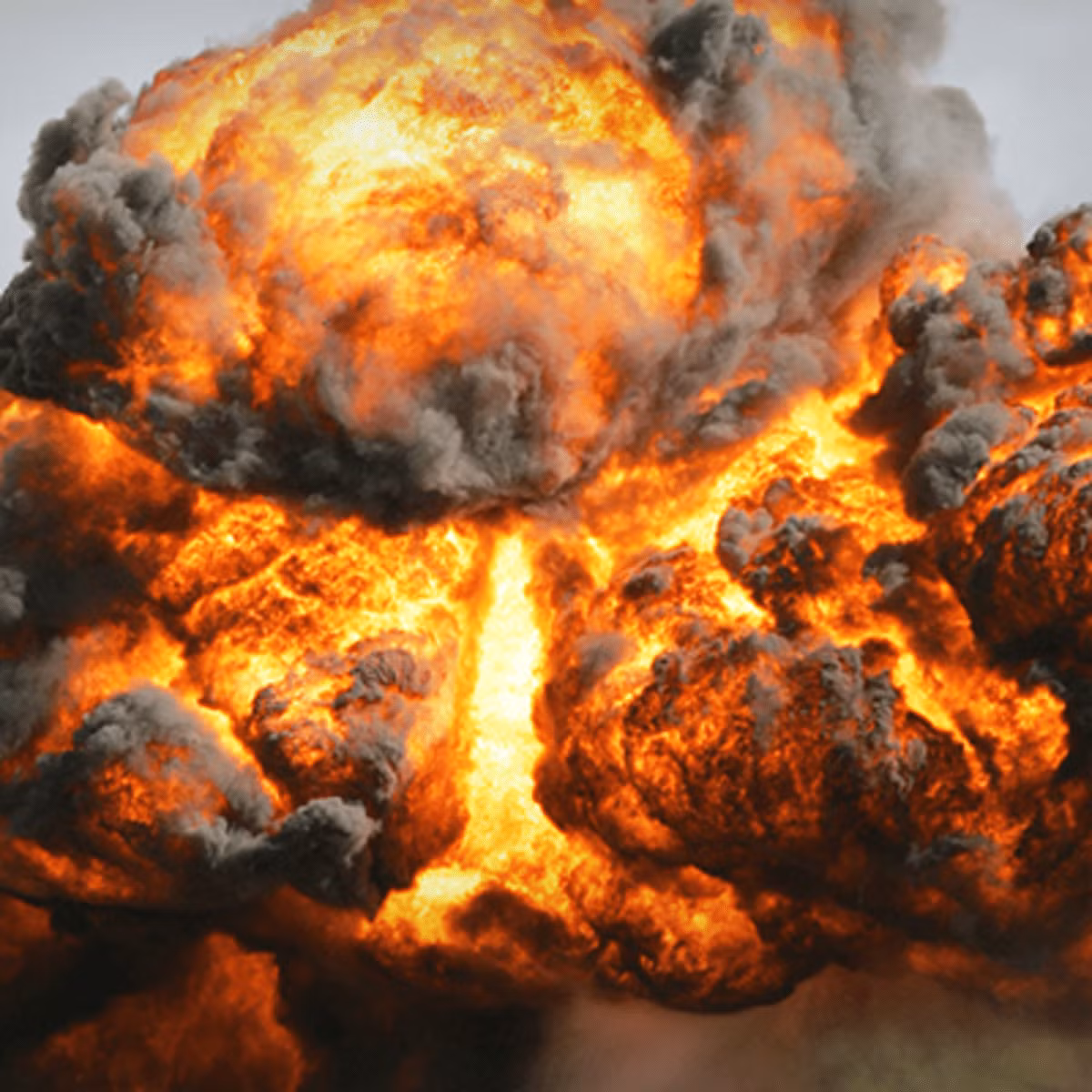 Con tàu đã bị phá hủy ngay lập tức, làm toàn bộ các thuyền viên có mặt trên tàu lúc đó thiệt mạng.