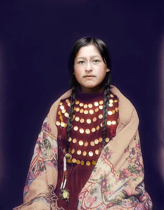 Cô Wiwi-Yokpa, có tên gọi khác là Mary Elmanico, một thành viên của bộ tộc Passamaquoddy.