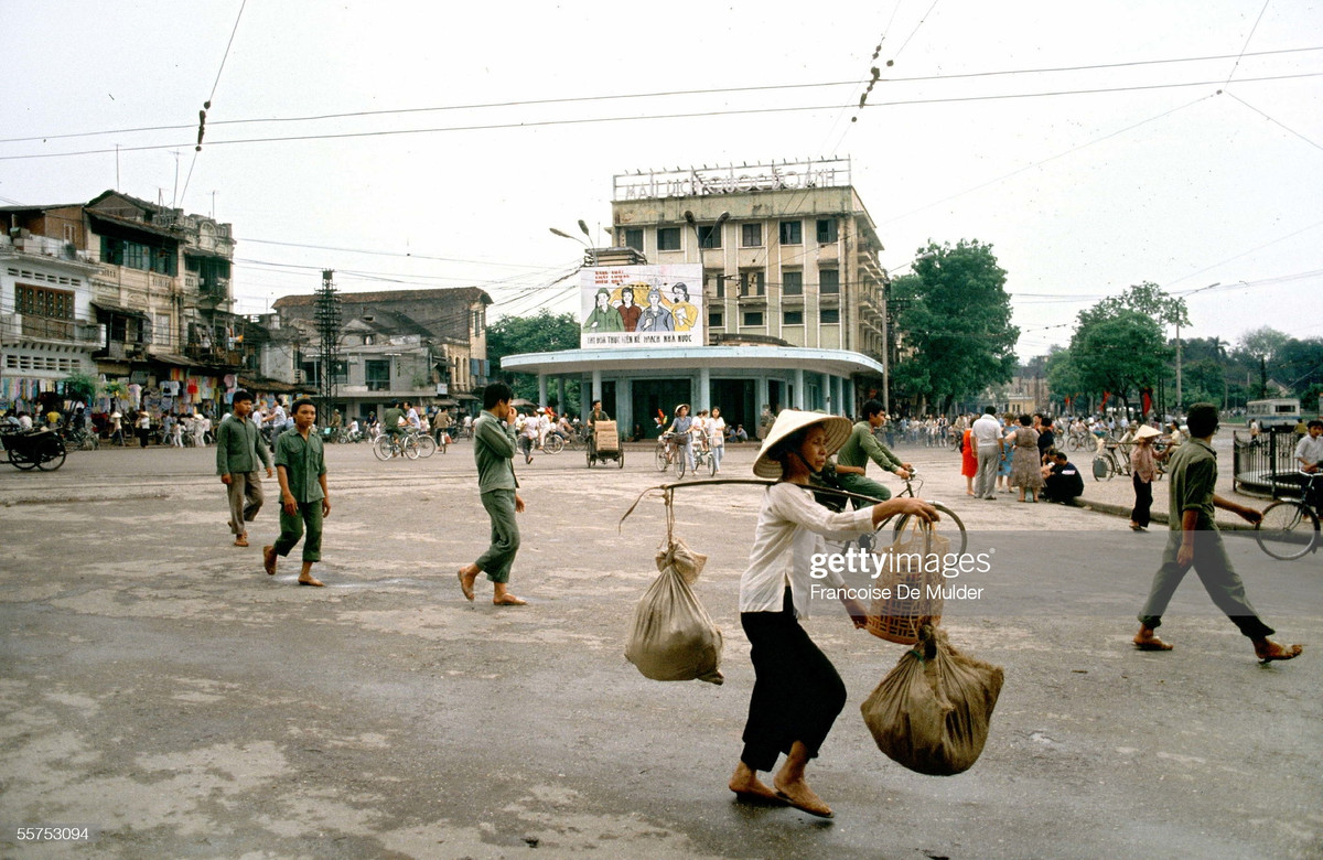 Ha Noi nam 1989 qua anh cua nu phong vien huyen thoai