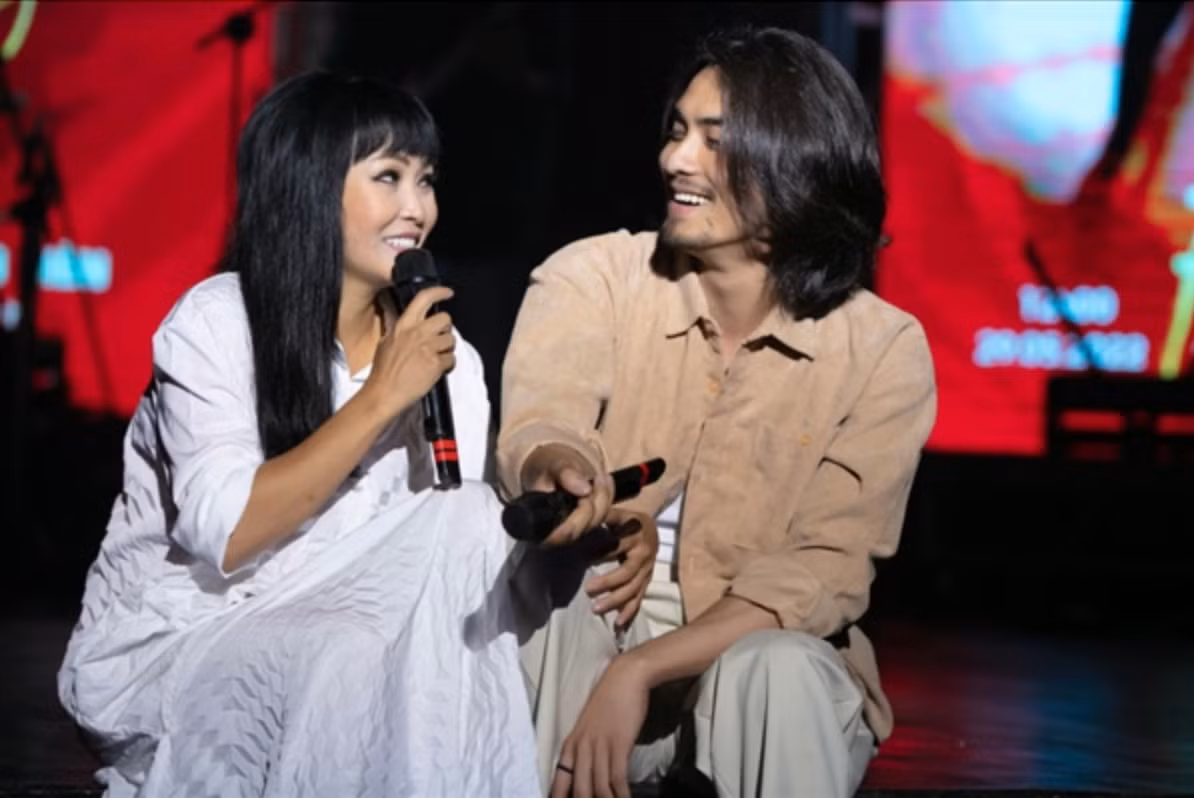 Son Tung M-TP va nhung nghe si dung chuyen tinh ai quang ba MV-Hinh-3