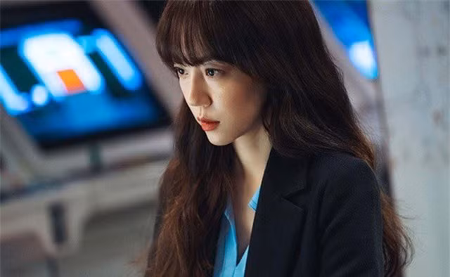 Vo cu cua chong doi chia phan, toi cang nghi cang tuc