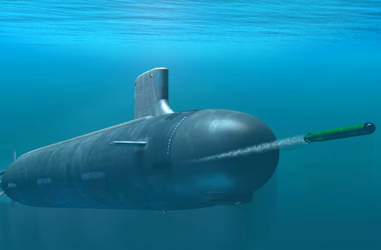 Về mặt hỏa lực, USS North Carolina trang bị 12 ống phóng thẳng đứng chứa tên lửa hành trình Tomahak và 4 ống phóng ngư lôi 533mm. Cơ số đạn trên tàu tổng cộng 27 quả gồm cả tên lửa và ngư lôi.