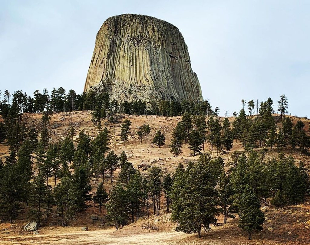 Tháp Quỷ nằm ở đâu và vì sao lại thu hút người ưa mạo hiểm? - Hình 7 Thap Quy nam o dau va vi sao lai thu hut nguoi ua mao hiem?-Hinh-7