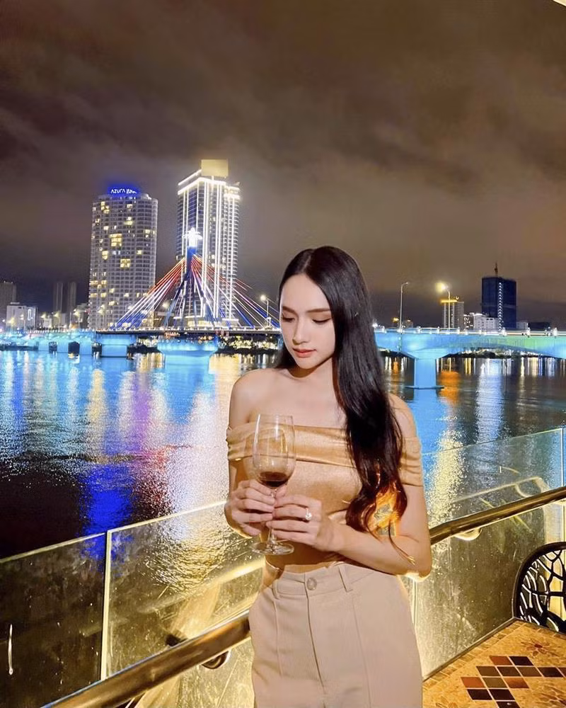 Clip: Huong Giang bung xoa lay loi, nhay quen loi ve-Hinh-2