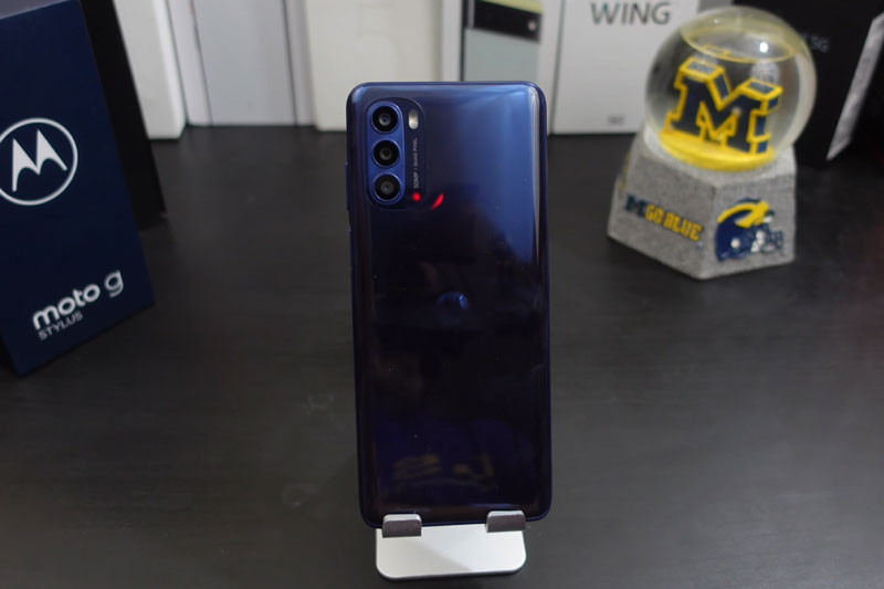 Can canh smartphone chong nuoc, RAM 6 GB, man hinh 90Hz, gia hap dan-Hinh-4