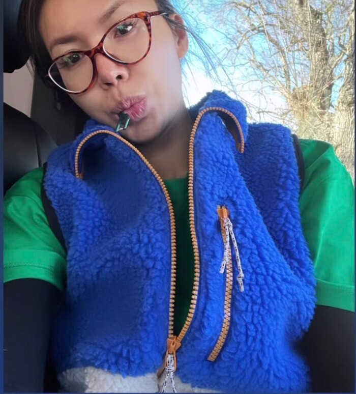 Sau tuyên bố tạm rời xa showbiz, Minh Tú liên tục chia sẻ khoảnh khắc cực "chill" - Hình 4 Sau tuyen bo tam roi xa showbiz, Minh Tu lien tuc chia se khoanh khac cuc