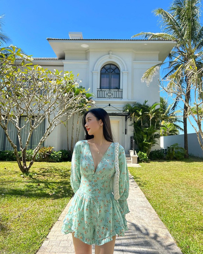 Nhắc đến Jun Vũ, người ta luôn nhớ đến một cô gái đa tài, nghiêm túc trong con đường nghệ thuật.