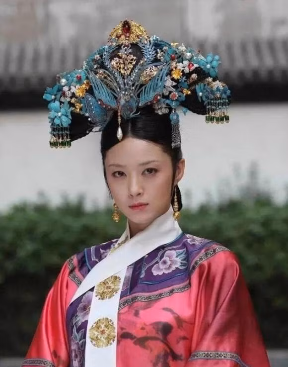 Su that nhuom mau dang sau ve dep xa hoa