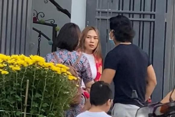 Mỹ Tâm bị soi được Mai Tài Phến làm phó nháy ngày Tết - Hình 2 My Tam bi soi duoc Mai Tai Phen lam pho nhay ngay Tet-Hinh-2