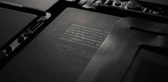 Mua may tinh, kich thuoc pin rat quan trong, day la ly do