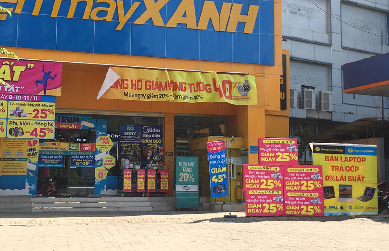 Chay dua Black Friday, tivi giam toi 50 trieu dong