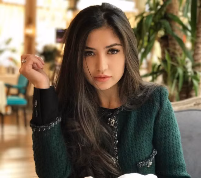 Madina hiện làm việc trong lĩnh vực thời trang và là một influencer. Giống hầu hết thành viên nhà Shokirova, cô không chia sẻ nhiều về gia đình, các mối quan hệ cá nhân cũng như công việc của mình.