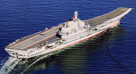 Tàu sân bay Liêu Ninh của Hải quân Trung Quốc.