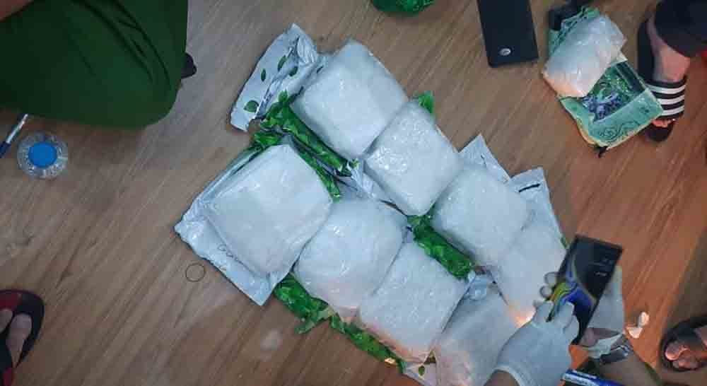 Cat luoi duong day co ca ngan goi ma tuy chua tung thay o TP.HCM