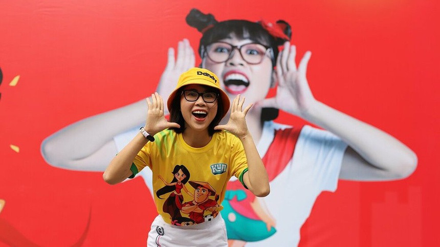 Thơ Nguyễn trong một chương trình quảng bá thương hiệu sữa Kun. Ảnh: ST.