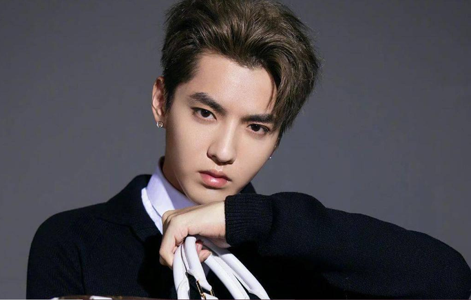 Những scandal chấn động làng giải trí Hoa ngữ năm 2021 - Hình 2 Nhung scandal chan dong lang giai tri Hoa ngu nam 2021-Hinh-2