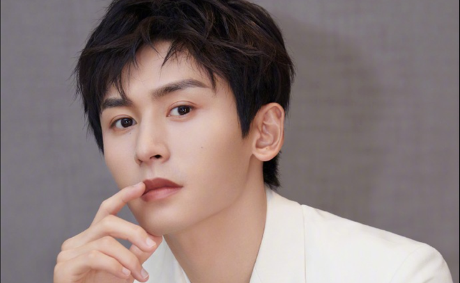 Những scandal chấn động làng giải trí Hoa ngữ năm 2021 - Hình 3 Nhung scandal chan dong lang giai tri Hoa ngu nam 2021-Hinh-3