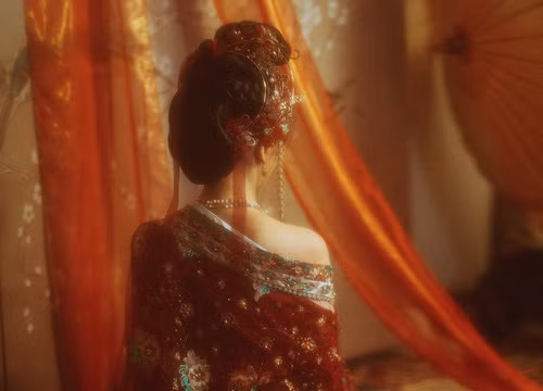 Am anh loi thoat cua ky nu thoi xua khi “that nghiep“