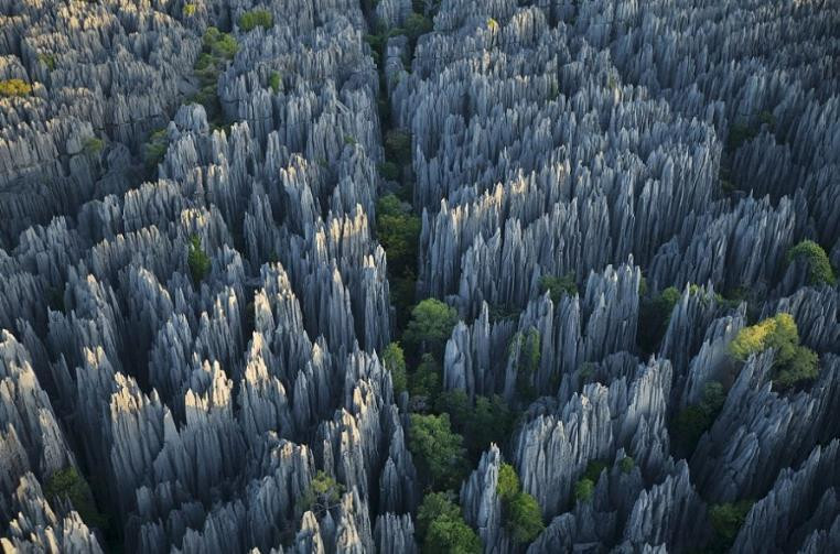 Ngũ Hành Sơn nơi Phật Tổ giam Tôn Ngộ Không có thật ngoài đời? - Hình 7 Ngu Hanh Son noi Phat To giam Ton Ngo Khong co that ngoai doi?-Hinh-7