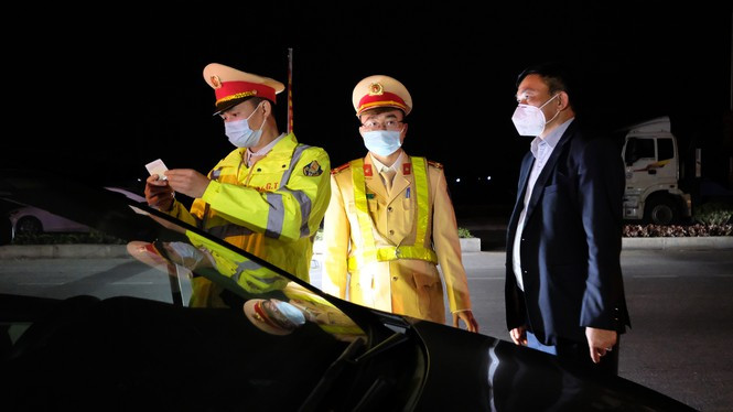 Phong chong dich COVID-19 chung moi: Lac quan trong tam dich