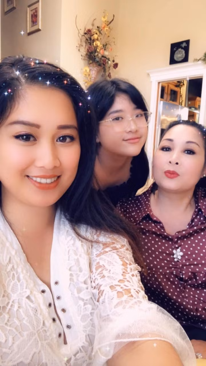 Con gai 15 tuoi cua NSND Hong Van 'day thi thanh cong' the nao?-Hinh-9