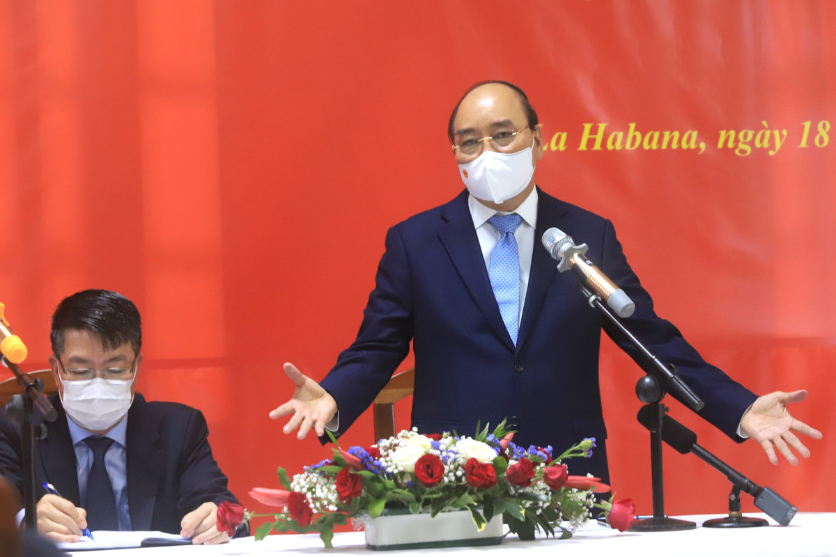 Chu tich nuoc: Dang, Nha nuoc luon quan tam den ba con Viet Nam o Cuba-Hinh-2