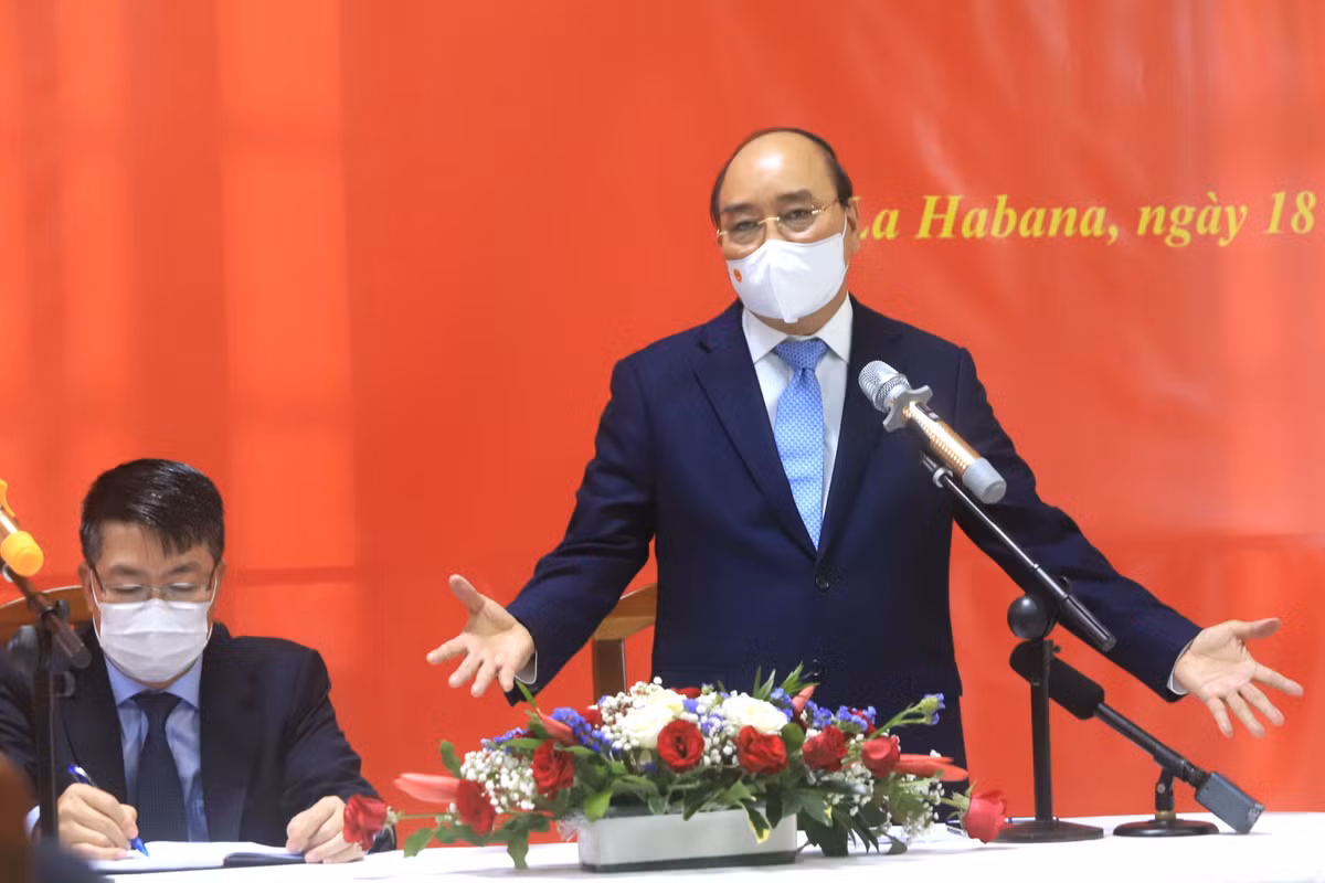 Chu tich nuoc: Dang, Nha nuoc luon quan tam den ba con Viet Nam o Cuba-Hinh-2