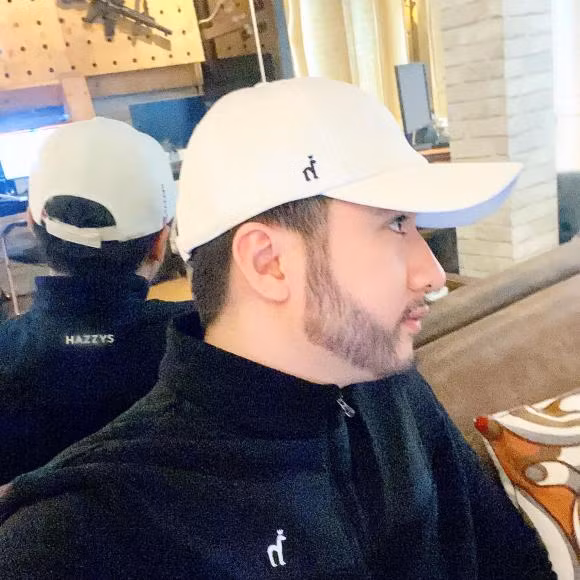 Hinh anh moi nhat cua Trong Hung sau thoi gian bi che xuong sac