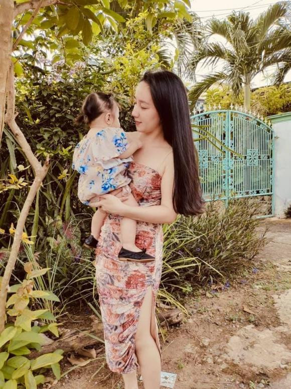 Lê Dương Bảo Lâm bất ngờ quay xe khen vợ nức nở - Hình 2 Le Duong Bao Lam bat ngo quay xe khen vo nuc no-Hinh-2