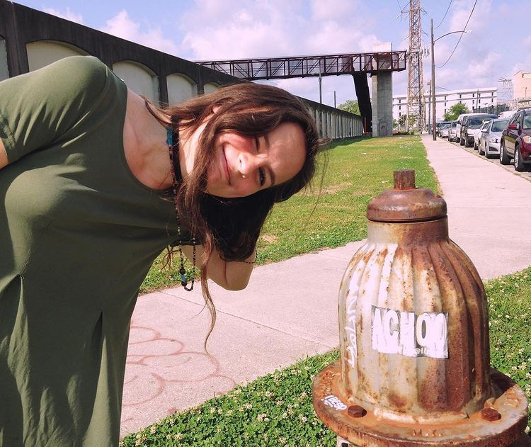 'Co be tham hoa' kiem gan nua trieu USD khi ban meme cua minh-Hinh-2