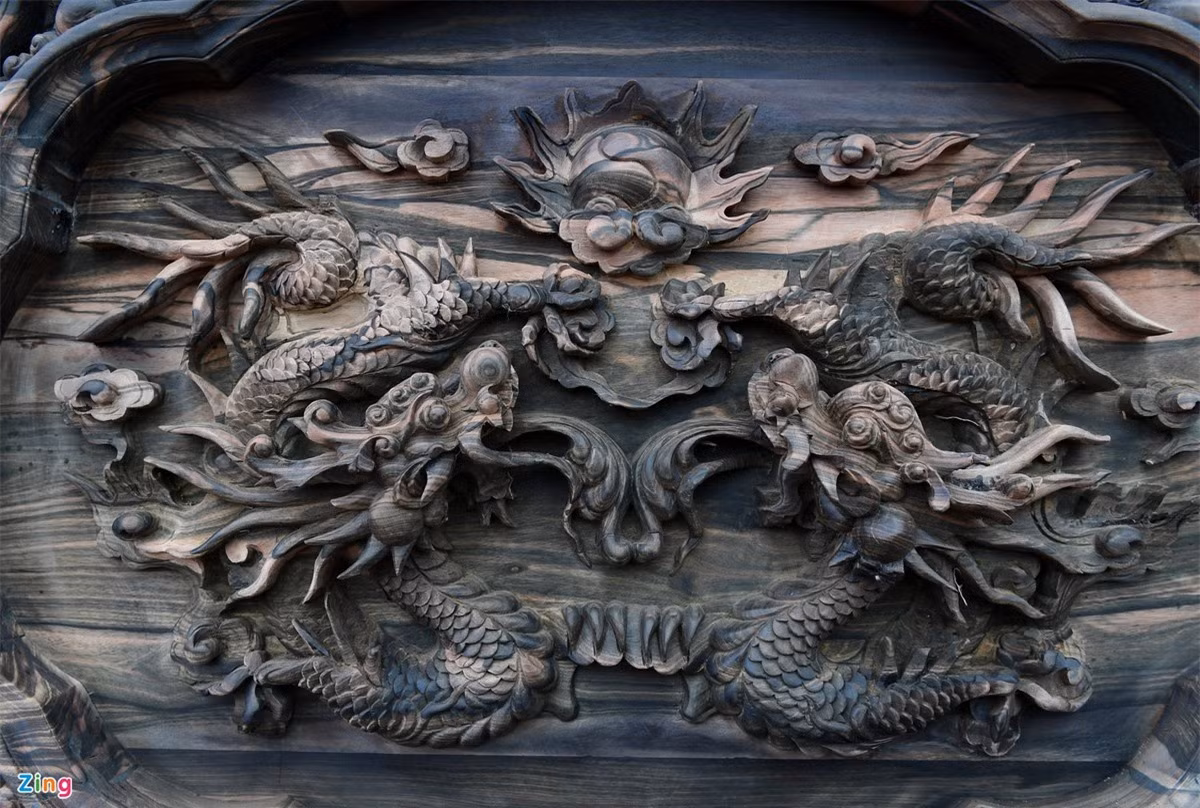 Tận mục bộ bàn ghế gỗ Nu Kháo gần 3 tỷ đồng ở Hà Nội ảnh 9