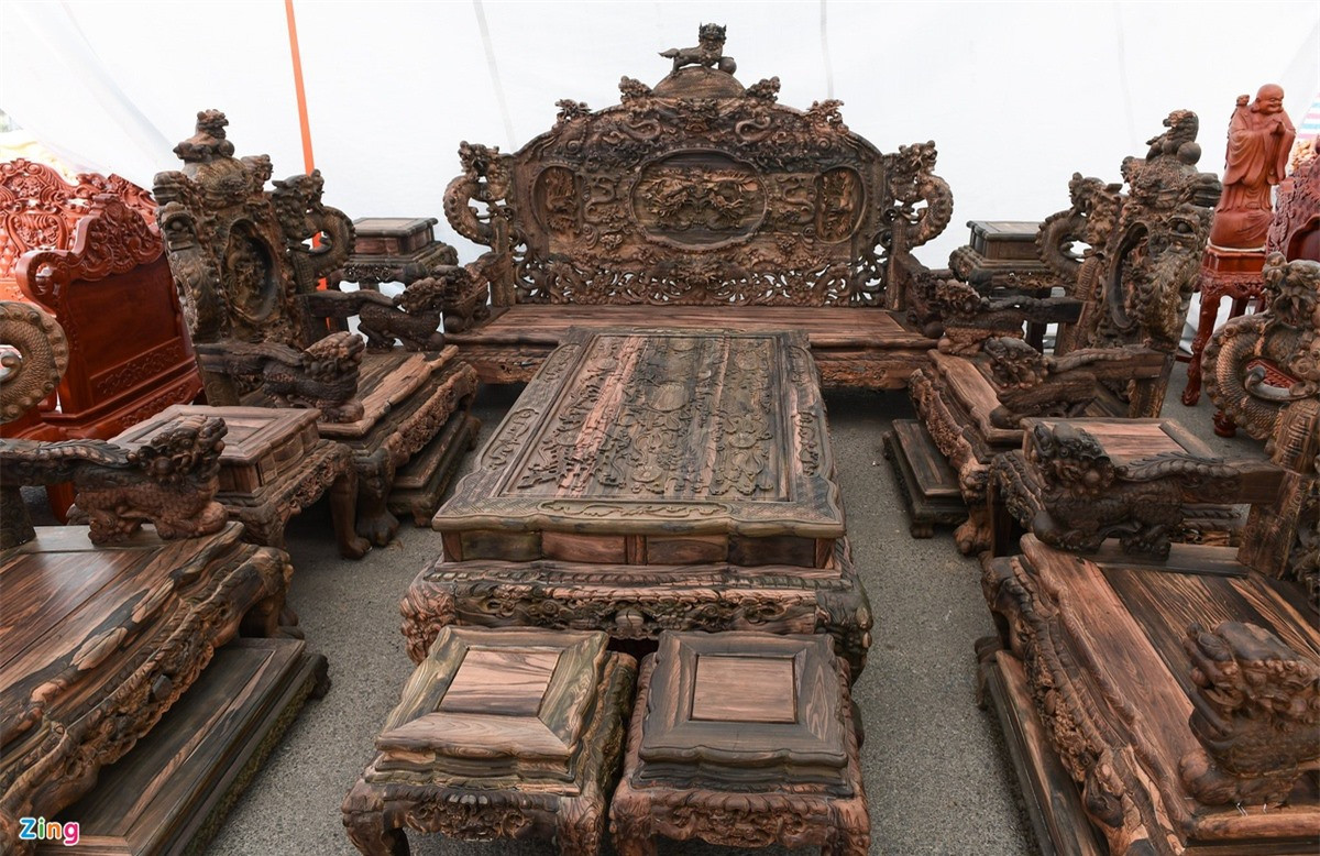 Tận mục bộ bàn ghế gỗ Nu Kháo gần 3 tỷ đồng ở Hà Nội ảnh 8