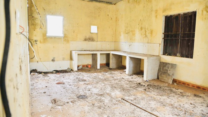 Nhech nhac ben trong trung tam chua benh cua ‘than y’ Vo Hoang Yen o Ha Tinh-Hinh-6