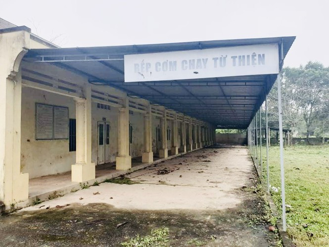 Nhech nhac ben trong trung tam chua benh cua ‘than y’ Vo Hoang Yen o Ha Tinh-Hinh-3