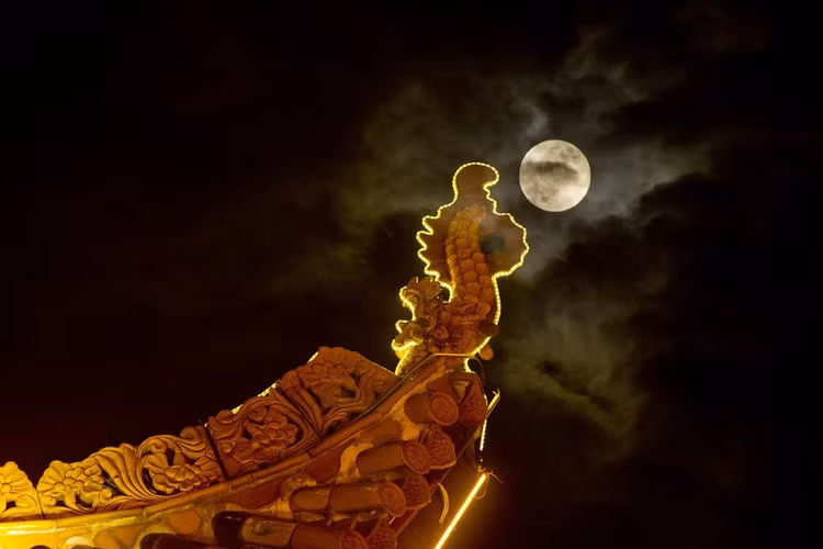 Trăng lên. Ảnh minh họa.