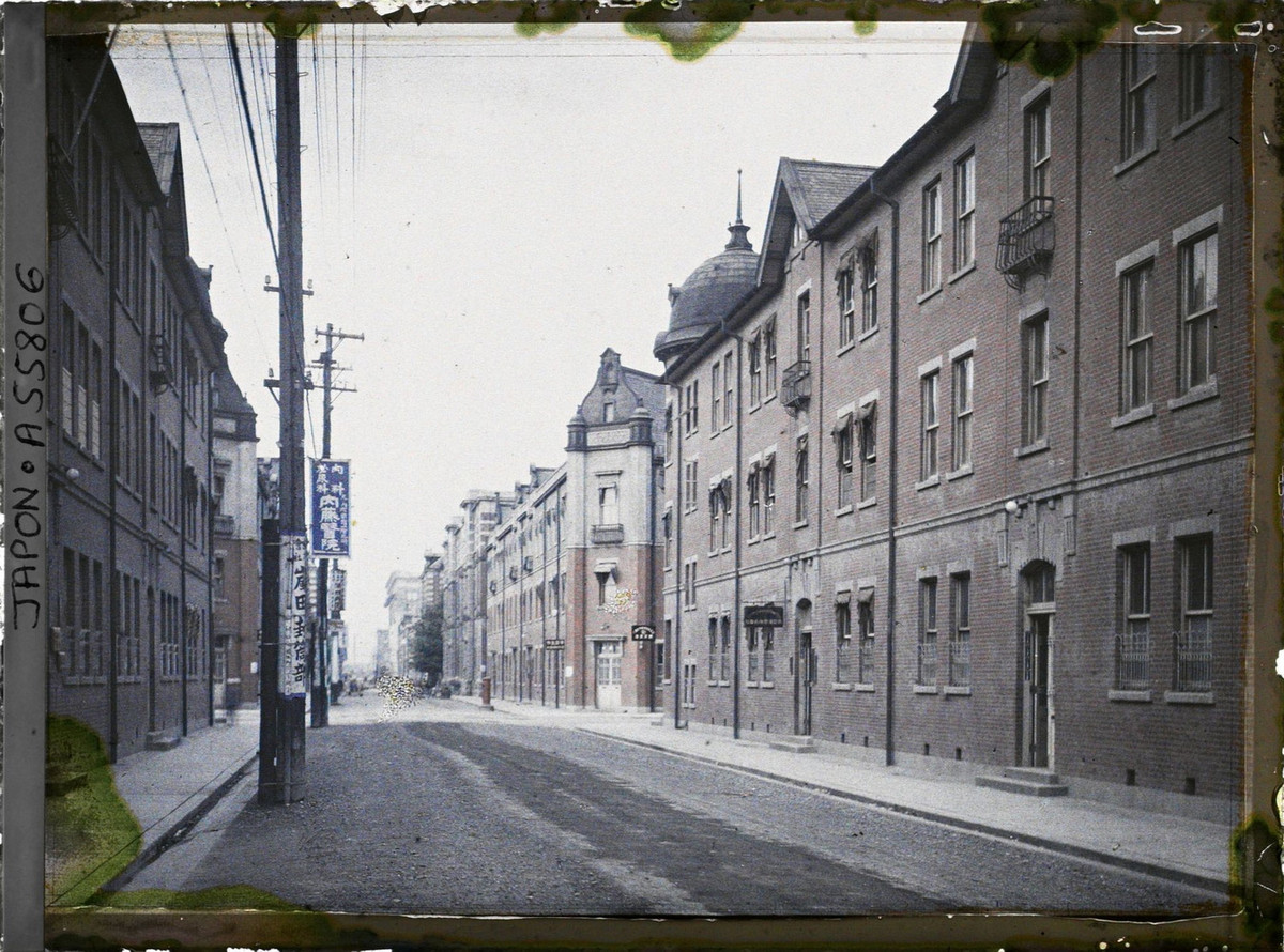 Khu phố kiểu châu Âu ở quận thương mại Marunouchi.