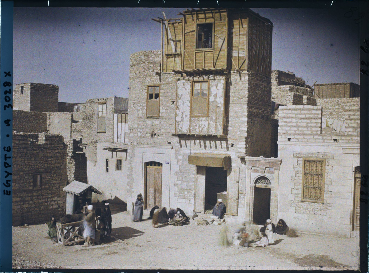 Cảnh đời thường trong khu phố cổ Cairo.