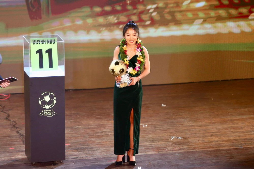 “Bong hong thep” Huynh Nhu: Luon danh thoi gian ben gia dinh