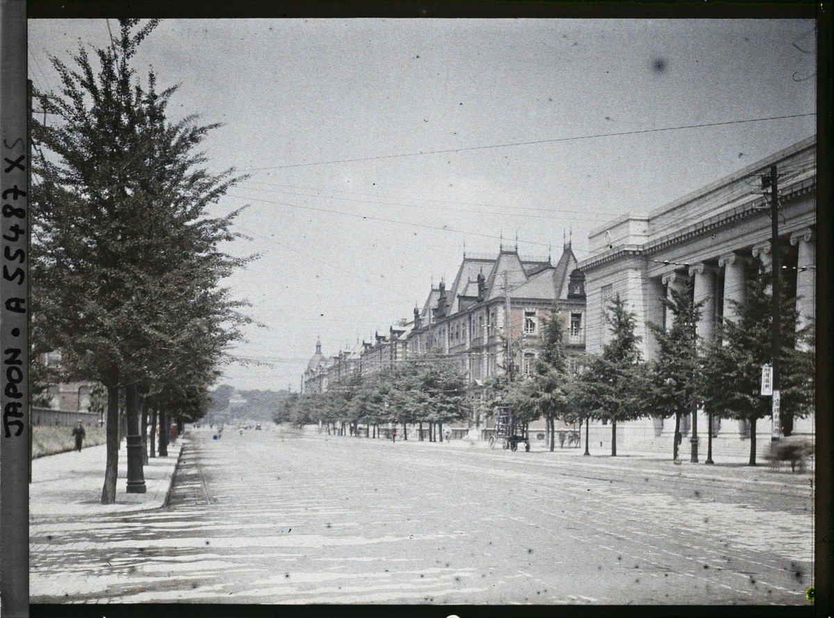 Hình ảnh khác về đại lộ Babasaki.