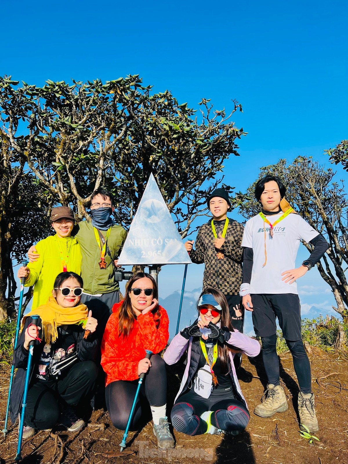 Phần thưởng xứng đáng cho du khách sau hành trình chinh phục đỉnh Nhìu Cô San là cơ hội chiêm ngưỡng bức tranh thiên nhiên tuyệt đẹp của núi rừng Tây Bắc.