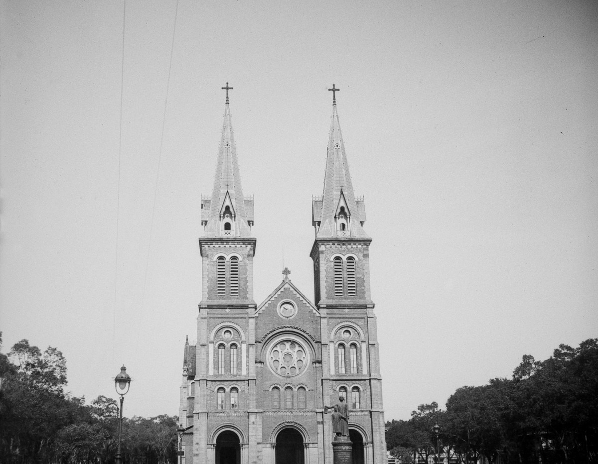 Nhà thờ Đức Bà Sài Gòn.