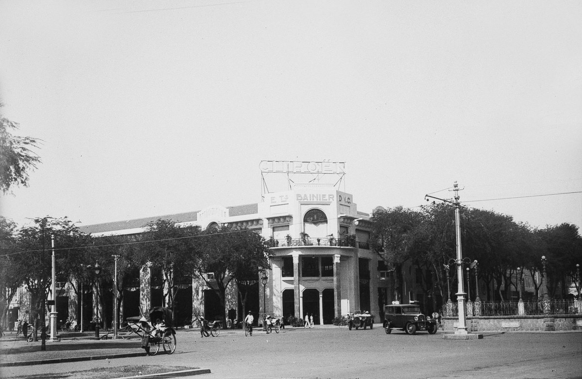 Trụ sở hãng xe hơi Citroen ở Sài Gòn.