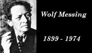 Trong lần kiểm tra thứ hai, Messing đã đưa cho Einstein cây đàn violon và nhà bác học thiên tài trên đã nhận lấy cây đàn rồi đánh một khúc nhạc. Nhà phân tâm học Sigmund vỗ tay công nhận mình đã nghĩ như thế và Messing đã đọc được suy nghĩ của ông. Sau khi thực hiện bài kiểm tra trên, ông Sigmund nói rằng: "Nếu được sống một lần nữa, tôi sẽ dành thời gian để nghiên cứu lĩnh vực tâm linh".